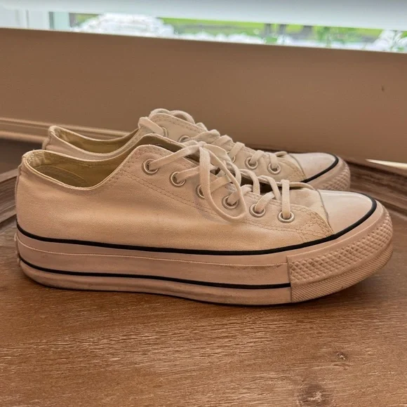 Converse Women's Chuck Taylor All Star Lift Platform - Picture 2 of 11